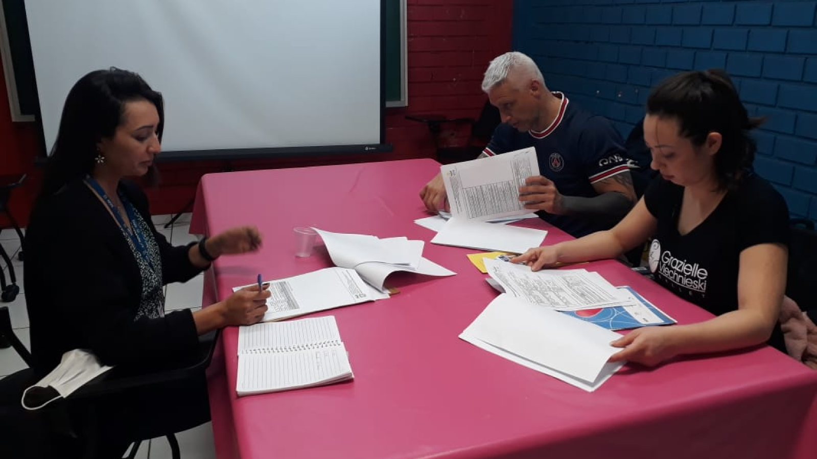 APAE inicia no dia 3 de agosto oficinas de capoeira e ballet